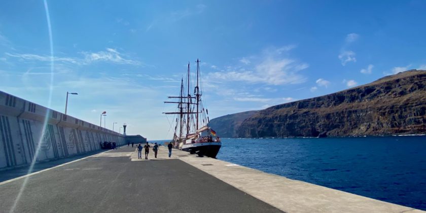 Thor Heyerdahl im Hafen von San Sebastian La Gomera